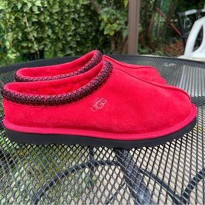 UGG slip on shoes